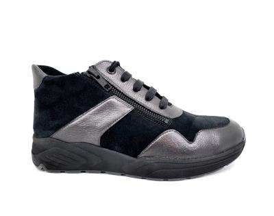  66037 K Grey / Off Black